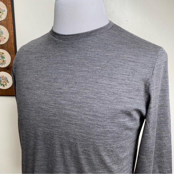 Theory Wool Active Finch Crewneck Shirt - Picture 4 of 12